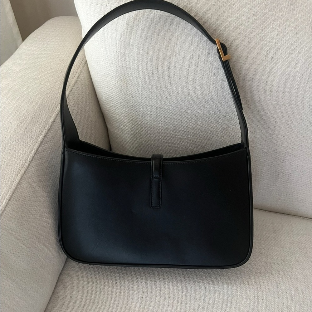 Yves Saint Laurent Black Leather Shoulder Bag - Picture 5 of 5